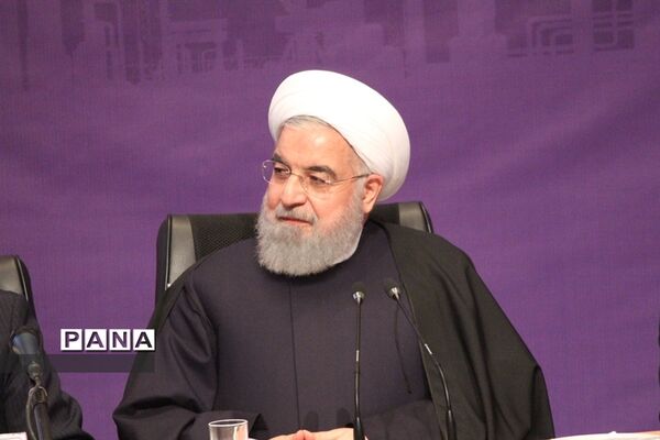 جلسه توسعه و برگزیدگان و افتتاح همزمان  پروژه‌های زیر بنایی و اقتصادی