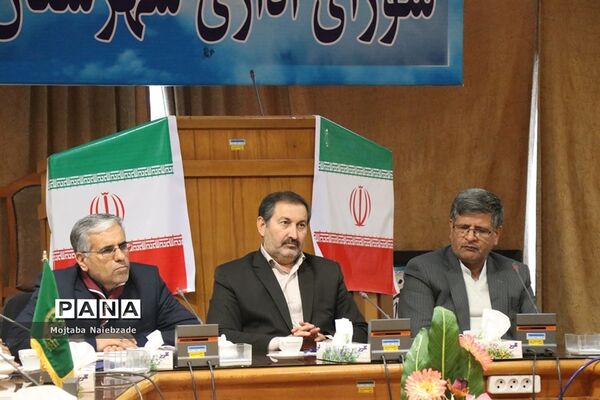 دیدار تشکل‌های دانش‌آموزی فریمان با فرماندار این شهرستان