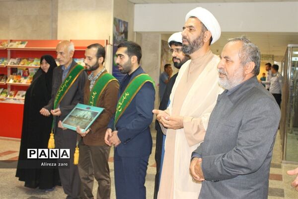 دیدار خادمان مسجد مقدس جمکران قم از بیماران بیمارستان شهدای خلیج فارس بوشهر