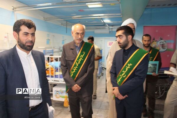 دیدار خادمان مسجد مقدس جمکران قم از بیماران بیمارستان شهدای خلیج فارس بوشهر