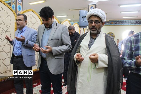 دیدار خادمان مسجد جمکران با دانشجویان و مسئول نهاد رهبری در دانشگاه خلیج فارس بوشهر