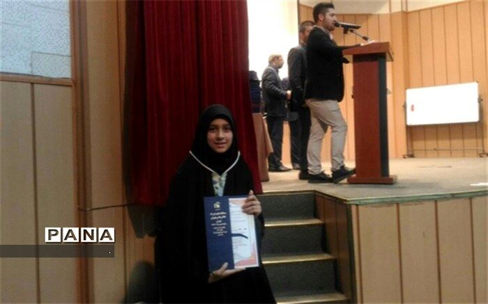 راهیابی دانش آموز دبیرستان دکتر شاهی به مسابقات جهانی