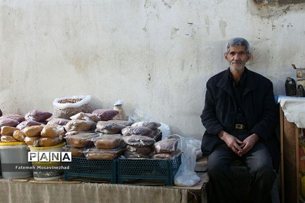 بازار روز میوه و تره‌بار فریدونکنار