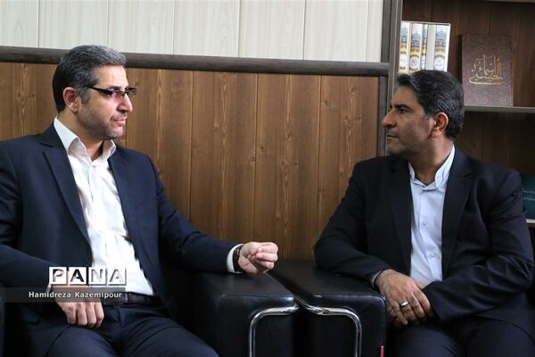 دیدار مدیرکل آموزش‌و‌پرورش شهرستان‌های استان تهران با همکاران اداری