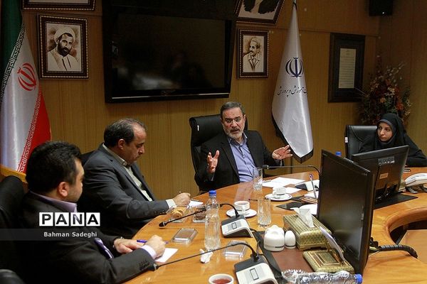 جلسه وزیر آموزش‌و‌پرورش با مجمع نمایندگان چهارمحال و بختیاری
