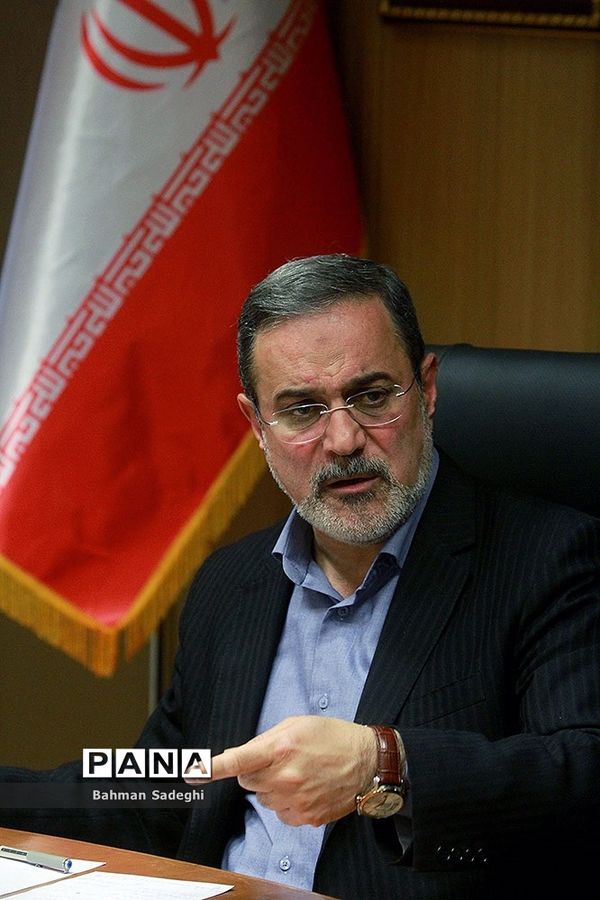 جلسه وزیر آموزش‌و‌پرورش با مجمع نمایندگان چهارمحال و بختیاری