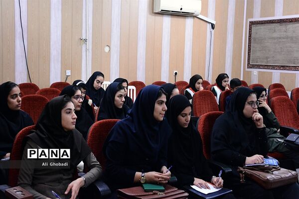 کارگاه آموزشی یک‌روزه خبرنگاران پانا در ایذه