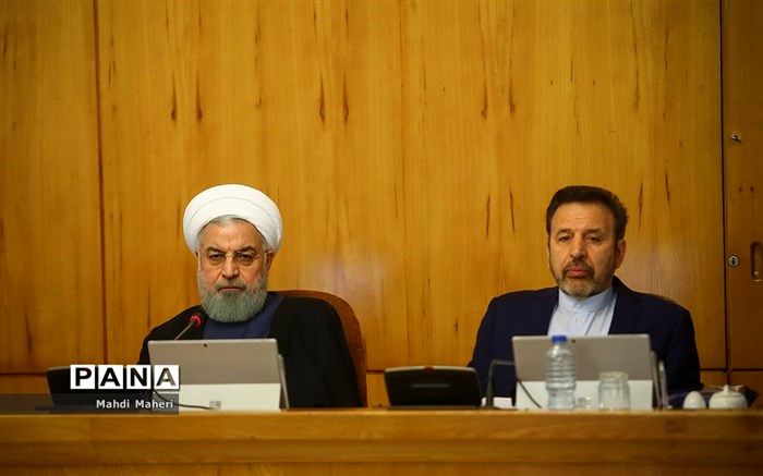 روحانی:  امیدواریم دولت با اقدامات خود در برابر ملت ایران شرمنده نباشد