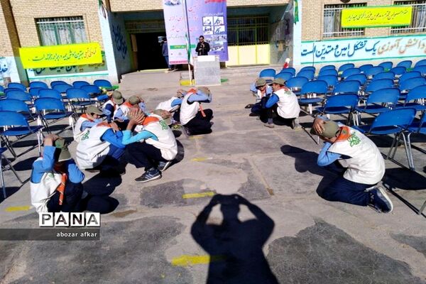 بیستمین مانور سراسری زلزله درشهرستان درمیان