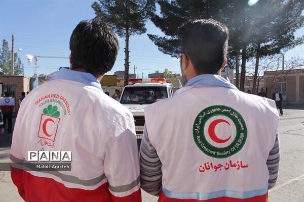بیستمین مانور سراسری زلزله در دبیرستان متوسطه اول سلمان فارسی  شهرستان بیرجند