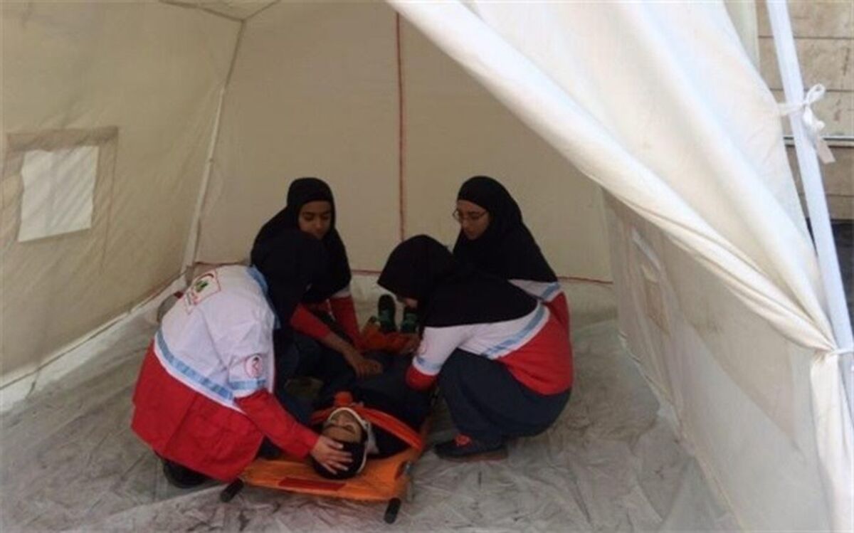 مانور ایمنی در برابر زلزله در پاکدشت برگزار شد