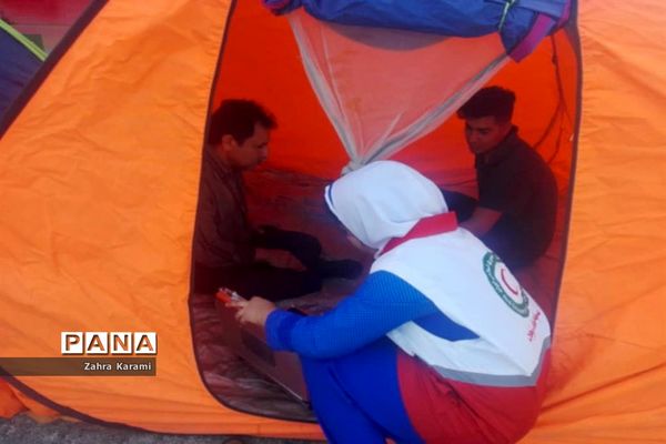 مانور زلزله در دبستان شهید فولادی 2 و دبستان معینی  بوشهر