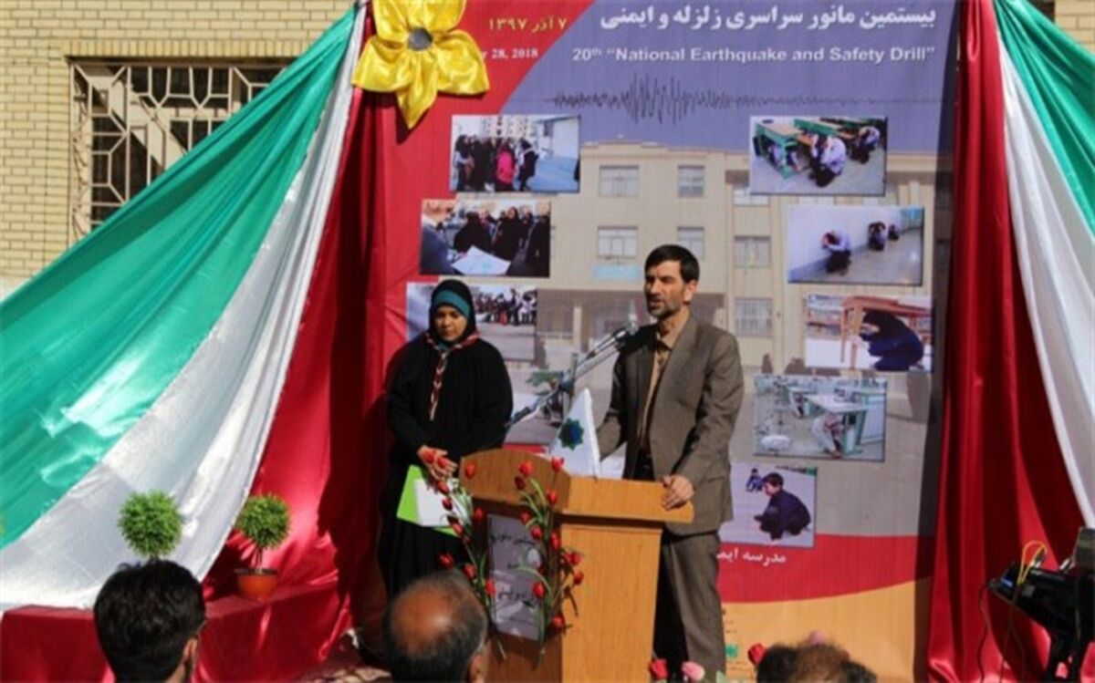 نخعی: آمادگی عوامل مدرسه و دانش آموزان برای شرایط بحرانی ضروری است