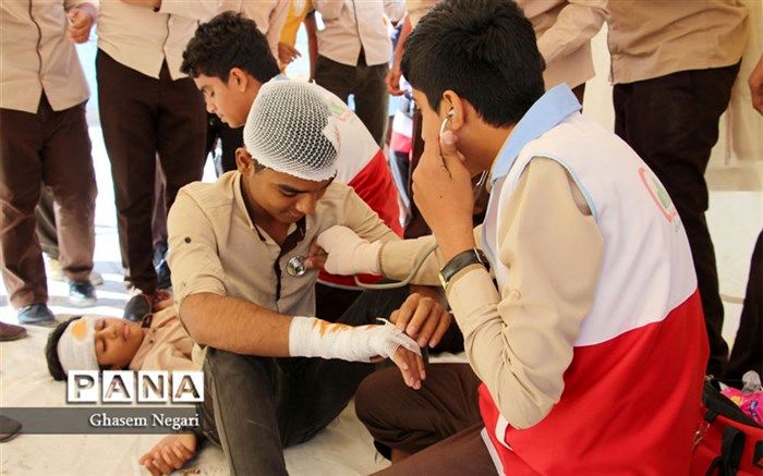 بیستمین مانور زلزله و ایمنی در مدارس رودان برگزار شد