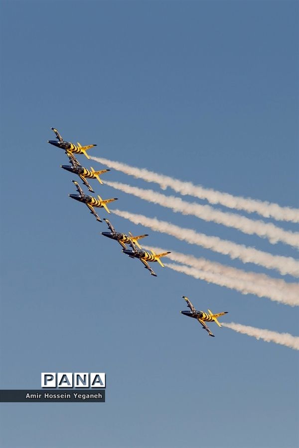 نمایش هوایی نهمین نمایشگاه بین‌المللی حمل‌ونقل هوایی در کیش