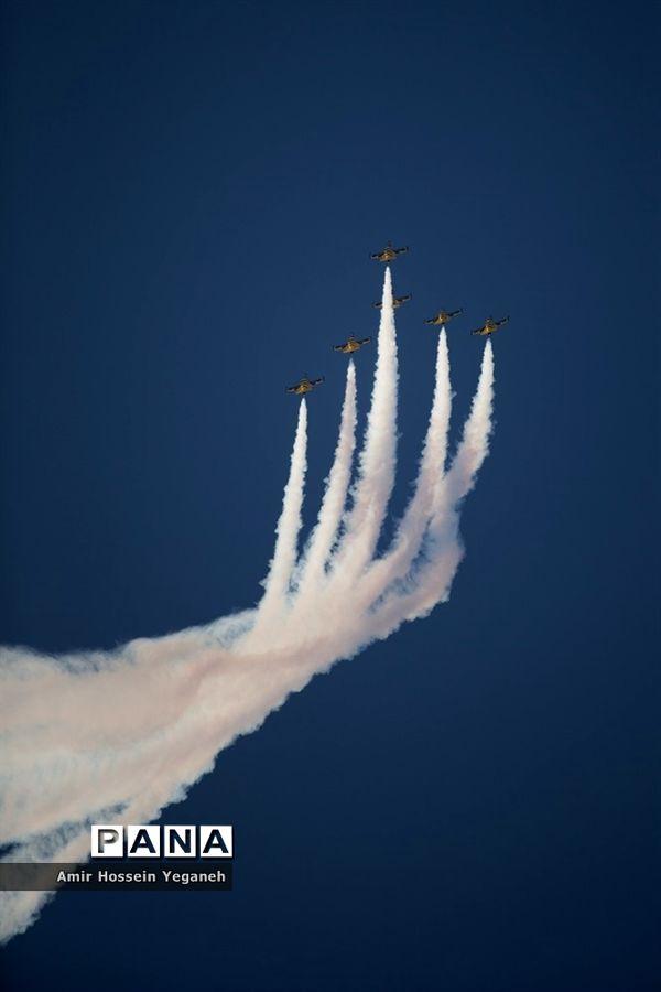 نمایش هوایی نهمین نمایشگاه بین‌المللی حمل‌ونقل هوایی در کیش