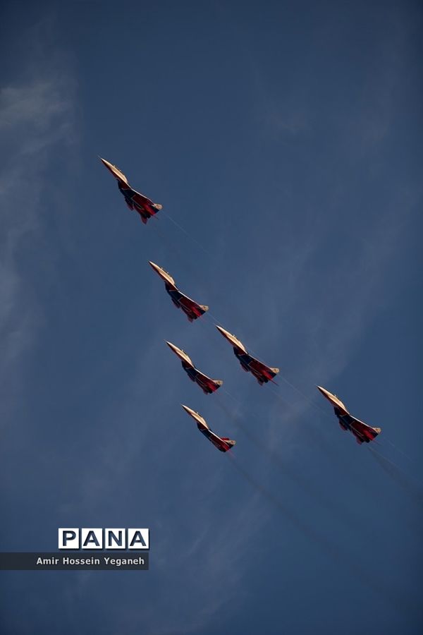 نمایش هوایی نهمین نمایشگاه بین‌المللی حمل‌ونقل هوایی در کیش