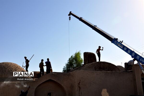 «بام اندود» یکی از آیین‌های قدیمی مردم خراسان جنوبی