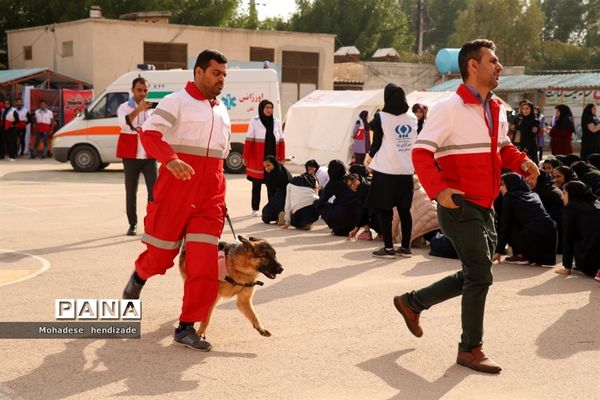 بیستمین مانور زلزله و ایمنی در مدارس استان بوشهر - ۱