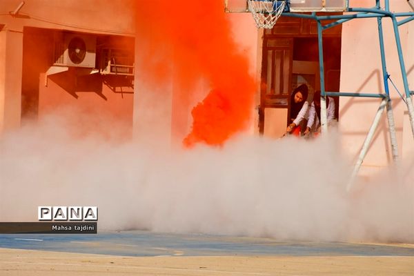 بیستمین مانور زلزله و ایمنی در مدارس استان بوشهر - ۱