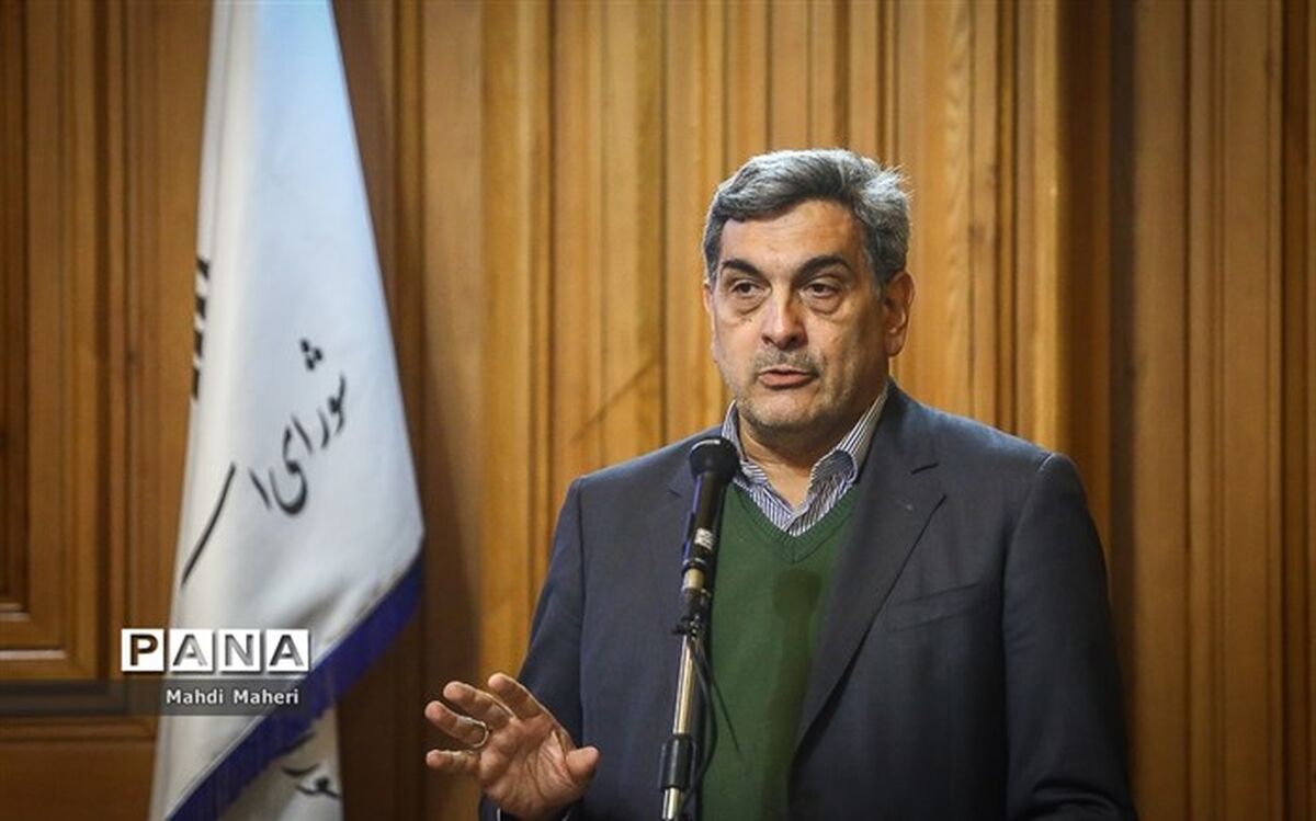 وزیر کشور حکم شهردار جدید تهران را اعطا کرد