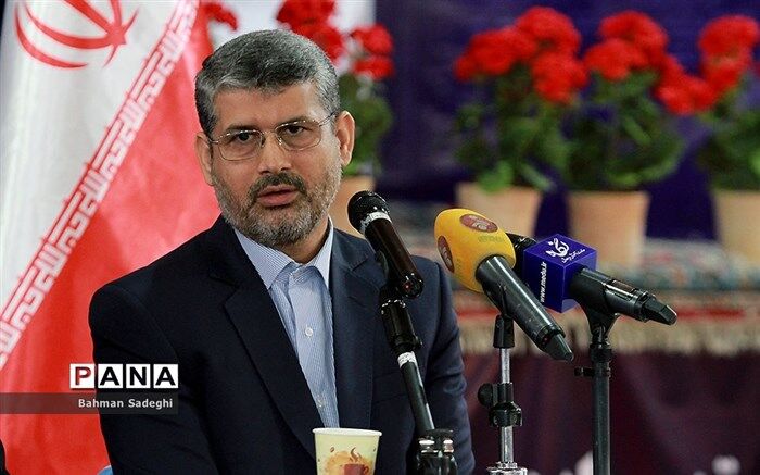 ظرفیت معلمان برای ترویج فرهنگ ایثار و شهادت کم نظیر است