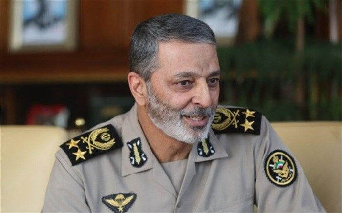 سرلشکر موسوی: نظام جمهوری اسلامی ایران پنجه در پنجه دشمنان انداخته است