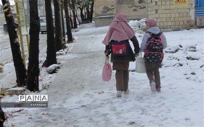 باران و برف در مناطقی از کشور