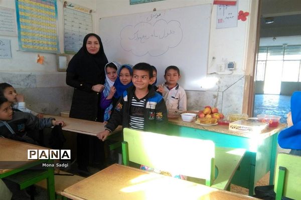 جشن میلاد پیامبر (ص) در مدارس شهرستان راز وجرگلان خراسان  شمالی