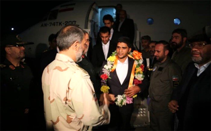 بازگشت 5 مرزبان ایرانی ربوده شده به کشور + عکس