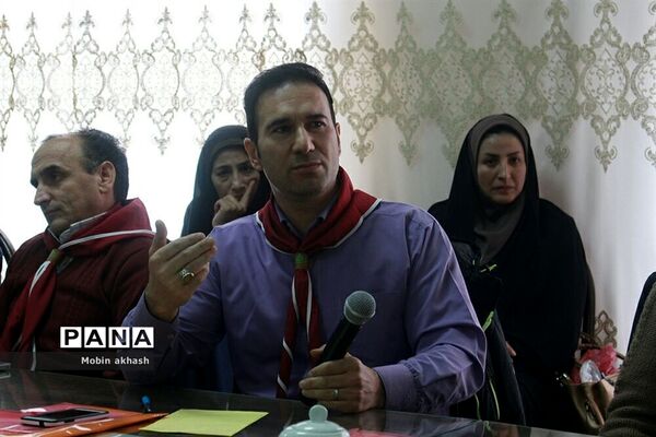 آیین تجلیل از مربیان پیشتاز سازمان دانش‌آموزی استان آذربایجان شرقی