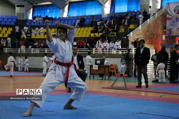 برگزاری مسابقات قهرمانی کاراته در شیراز