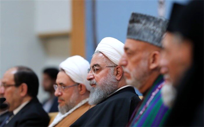 روحانی: ما حاضریم از  مردم عربستان در برابر تروریست ابر قدرت حمایت کنیم