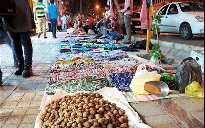 دستفروشان ارومیه شناسنامه‌دار می شوند