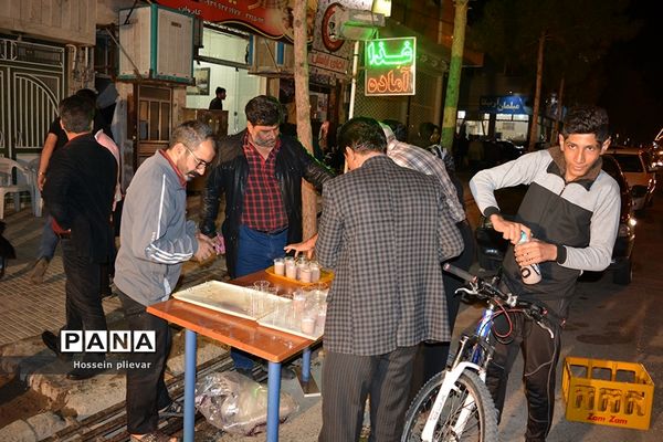 جشن میلاد پیامبر خوبی‌ها حضرت محمد(‌ص‌) در خیابان توحید بیرجند