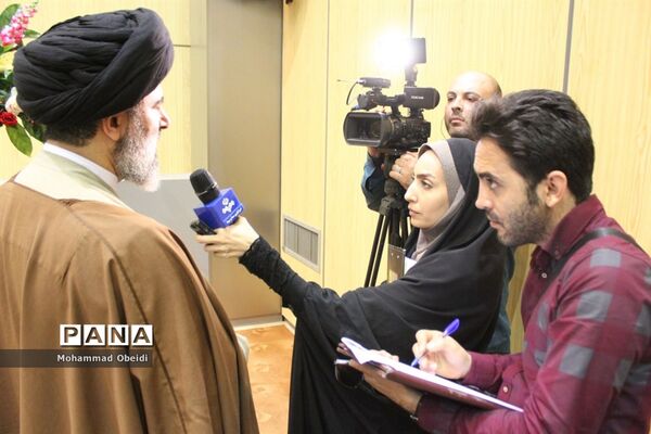 آئین تکریم و معارفه مدیر حوزه علمیه خواهران استان بوشهر