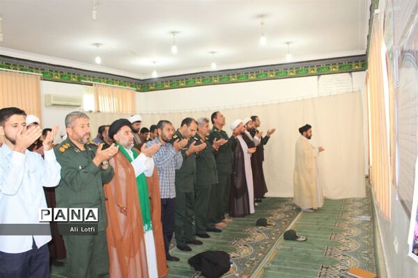 همایش وحدت  اهل سنت و شیعه به میزبانی منطقه دوم نیروی دریایی سپاه بوشهر