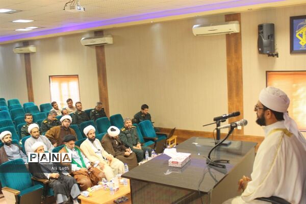 همایش وحدت  اهل سنت و شیعه به میزبانی منطقه دوم نیروی دریایی سپاه بوشهر