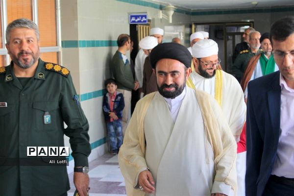 همایش وحدت  اهل سنت و شیعه به میزبانی منطقه دوم نیروی دریایی سپاه بوشهر