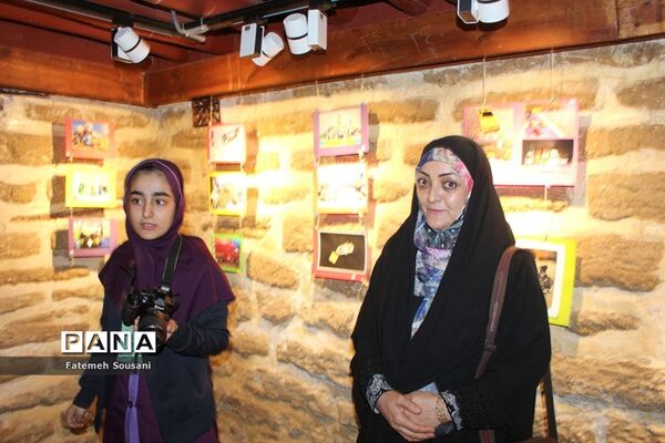 نمایشگاه عکاسی دستان کوچک توانمند من دبستان شهید فخرایی بوشهر
