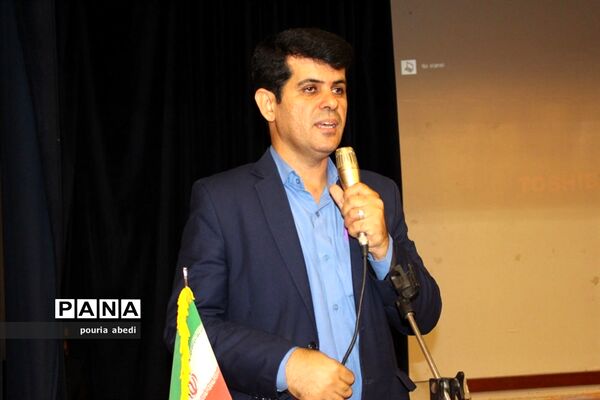 جشن میلاد دو نور مدرسه شهید کاوه بوشهر