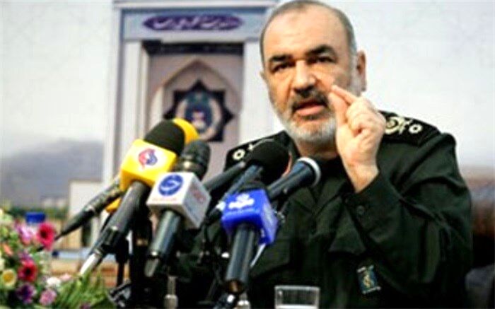 سردار سلامی:  با قدرت بسیج می توان در جنگ اقتصادی نیز سربلند باشیم