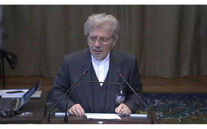 ریاست مرکز حقوق ‌بین‌الملل ریاست جمهوری استعفاء داد