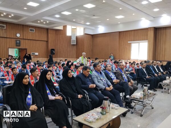 عاطفه‌ها به یاری دانش‌آموزان نیازمند می‌آید