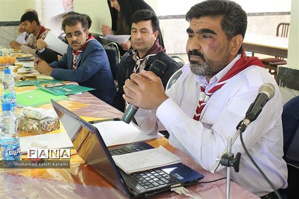 جلسه تبیین و تشریح فعالیت‌های سازمان دانش‌آموزی استان کرمان