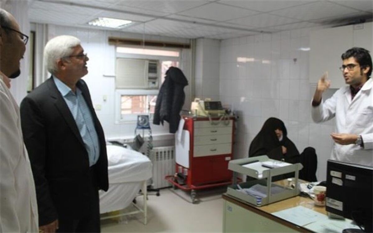 بازدید سرزده فرماندار  تایباد از برخی ادارات