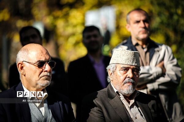 مراسم تشییع مرحوم ابوالفضل زرویی نصرآبادی