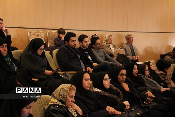 نخستین آیین گرامیداشت مقام والای مادر در ارومیه