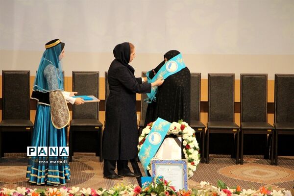 نخستین آیین گرامیداشت مقام والای مادر در ارومیه