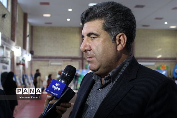 جشنواره آب و زندگی در دبستان معینی بوشهر